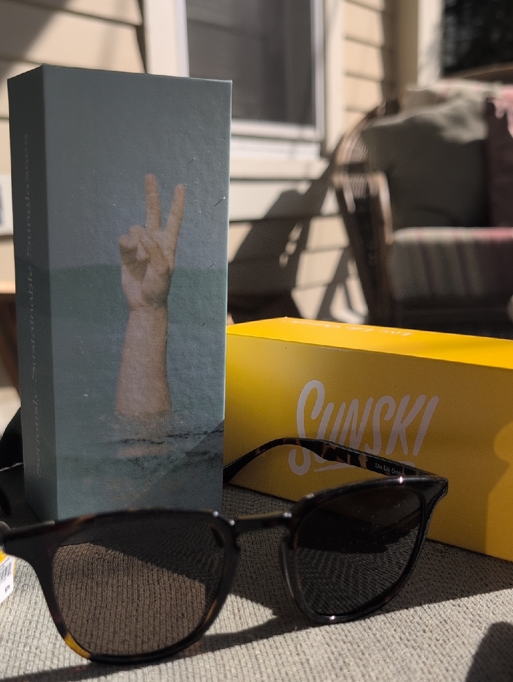 Sunski Women’s Black Tortoise Sunglasses